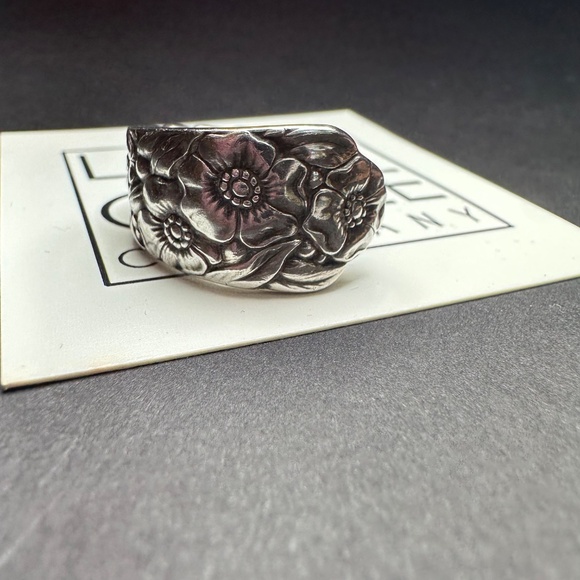 VINTAGE SPOON RINGS - BLOSSOM - Picture 1 of 5
